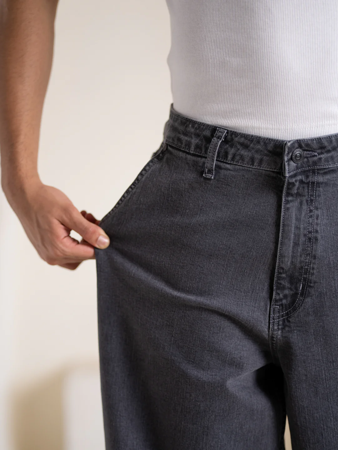 Leadstone Grey Baggy Fit Jeans - Image 8